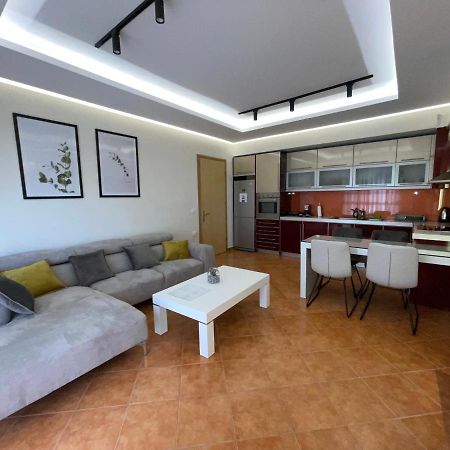 Saranda Central Apartment Zewnętrze zdjęcie